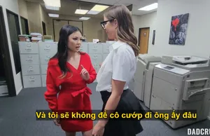SEX NGOÀI TRỜI BÃI BIỂN CÔNG CỘNG Cặp đôi thủ dâm cho nhau trên bãi biển Chúng tôi đang bị theo dõi