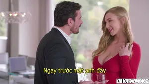 Một phụ nữ trẻ có ngoại hình ưa nhìn, mặc quần tất lưới đen, tai và âm hộ gợi cảm. Máy rung được đưa vào tương tác kép và đi tiểu vào miệng. Thật là hấp dẫn. Đừng bỏ lỡ nếu bạn thích nó.